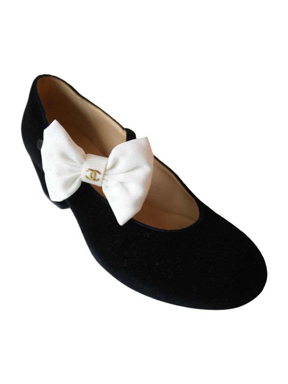 Chanel 24A D'Art Velvet Mary Jane Flat Black